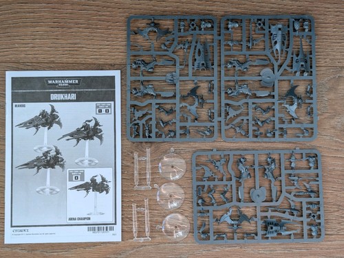 Drukhari reaver jetbikes - drukhari,