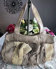 Chi By Carlos Falchi Pelle