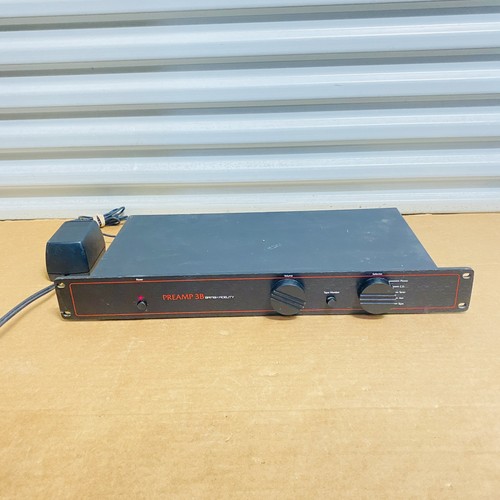 Musical fidelity preamp - preamp, 3b