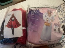 costumes