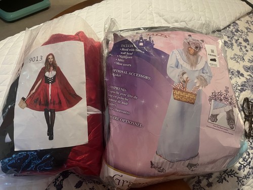 costumes