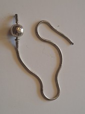 Charm Pandora Essence