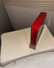 Nintendo Wii Rossa + wii fit plus + Balance Board