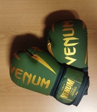 “Guanti Muay Thai Venum