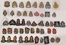 Bustina Tappo / Lato Cappello Filo Intrecciato Feltro Insignia Basco Spille