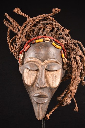 Una maschera chokwe - chokwe, africana