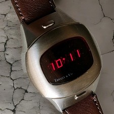 VINTAGE 1970  QUARTZ PULSAR P3