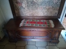 cassapanca con pannello appendiabiti