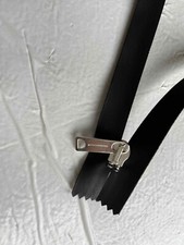 Cerniere lampo in metallo da 25 cm colore nero da Pelletteria