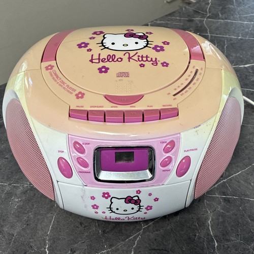 Hello kitty pink - hello, boombox