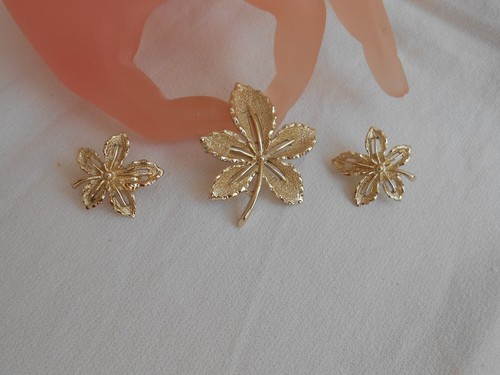 Sarah coventry set demi parure - sarah,