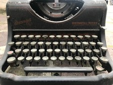 Macchina Da Scrivere D’epoca