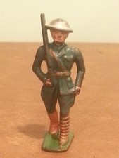 Antico soldatino giocattolo