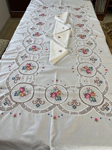 Tovaglia vintage ricamata - , a