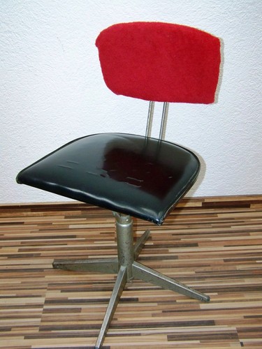 Vecchia sedia officina art - sedia,