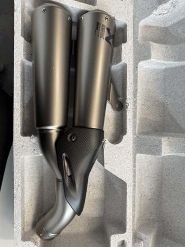 Scarico akrapovic omologato - scarico,