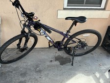 GT 29" Purple/Black Mountain
