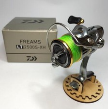 DAIWA 18 FREAMS LT 2500S-XH