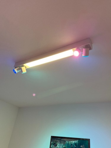 Philips hue white color - white,