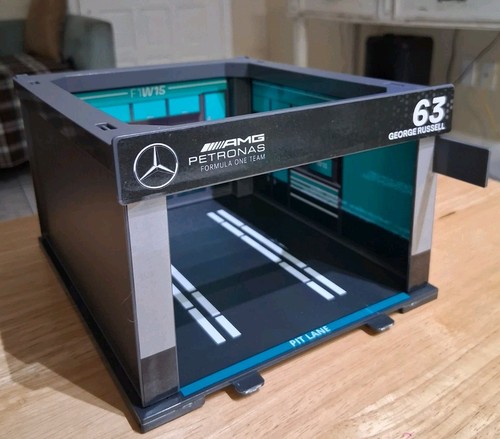 Burago mercedes amg f1 - -,
