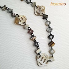 Collana di gioielli in corno e