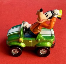 Disney PIPPO Goofy Die-Cast Car - 2000 Mattel