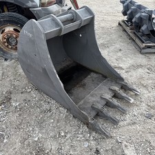 Volvo EC160B Excavator Bucket