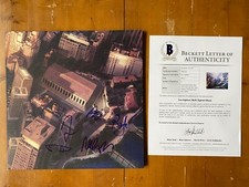 FOO FIGHTERS SIGNED SONIC