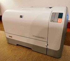 VENDO STAMPANTE HP Color Laserjet CP1215.  Usato pari al Nuovo!