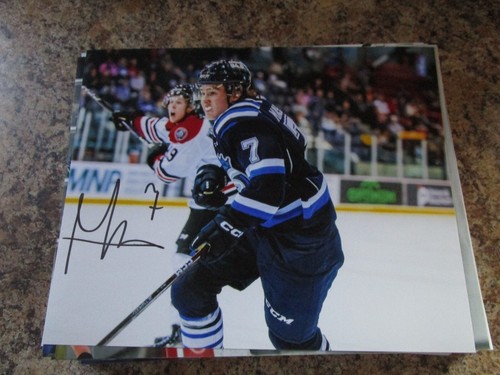 Maxim masse signed 8x10 - 8x10, matte
