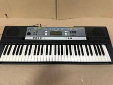 Yamaha YPT-240 61-Key Portable