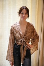 Top avvolgente pura seta