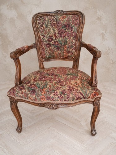 Restored louis style - louis, xv-style