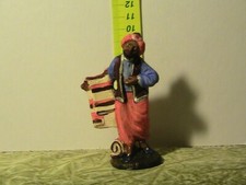 Statuina presepe Salpa/Rovello Porro ?  venditore di tappeti cm 10