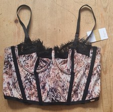 Nuovo con etichette Lipsy