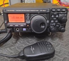 YAESU FT-897D QUADRIBANDA
