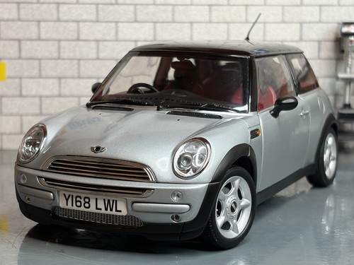 Boxed kyosho bmw - *boxed*, mini