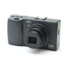 RICOH GR DIGITAL IV