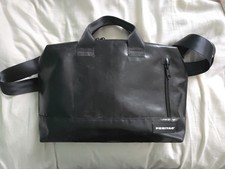 freitag f305 all black