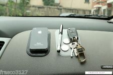 TAPPETINO ANTISCIVOLO PORTA ACCESSORI AUTO CELLULARE CHIAVI MONETE ACCENDINI