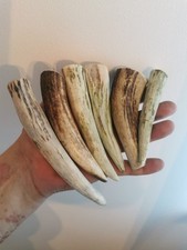 273. MATERIALE MANICO