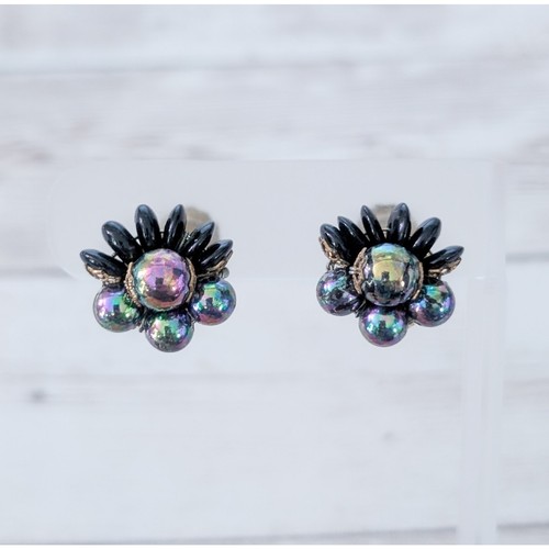 Vintage clip earrings - vintage,