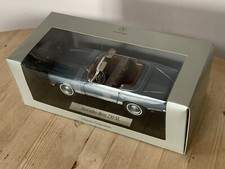 NOREV 1:18 MERCEDES BENZ 230