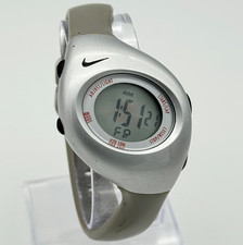 Orologio donna/bambino NIKE Triax Junior stile Y2K digitale tono argento, funziona WR0017