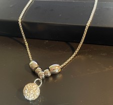 Collana da donna in acciaio