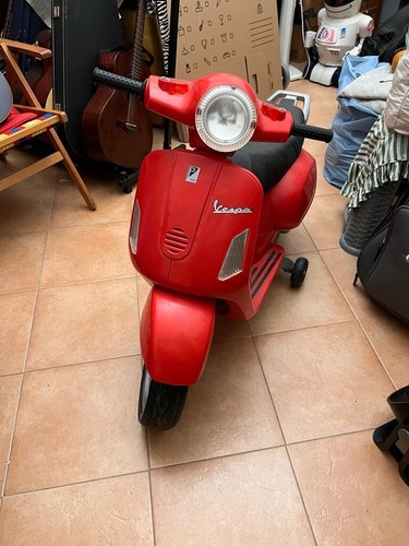 Vespa peg perego con bauletto - vespa,