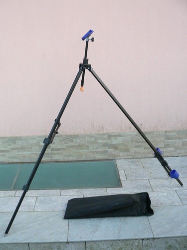 Reggicanna pod tripode - a,