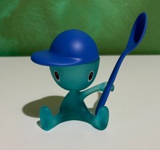 Portauovo con spargisale alessi personale e cucchiaino in resina termoplastica,