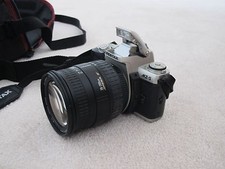 Sigma Aspherical IF lens 28 -
