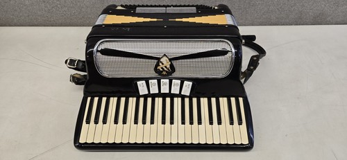 Fisarmonica pianoforte vintage